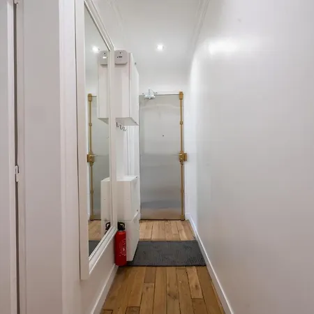 Logement Cosy Et Moderne Proche De Toute Commodité * Parigi